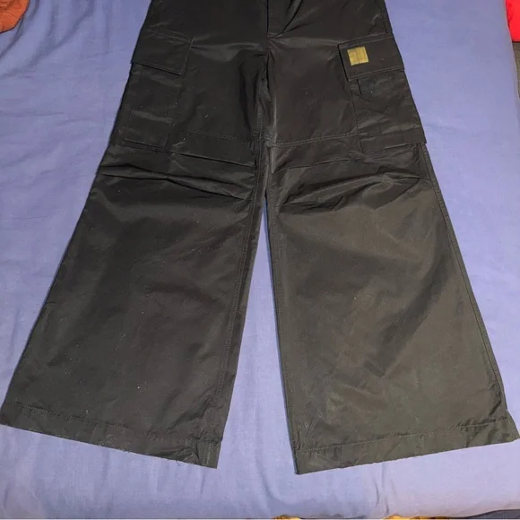 Marc Jacobs runway high-waisted flare leg black cargo pants - Picture 6 of 11